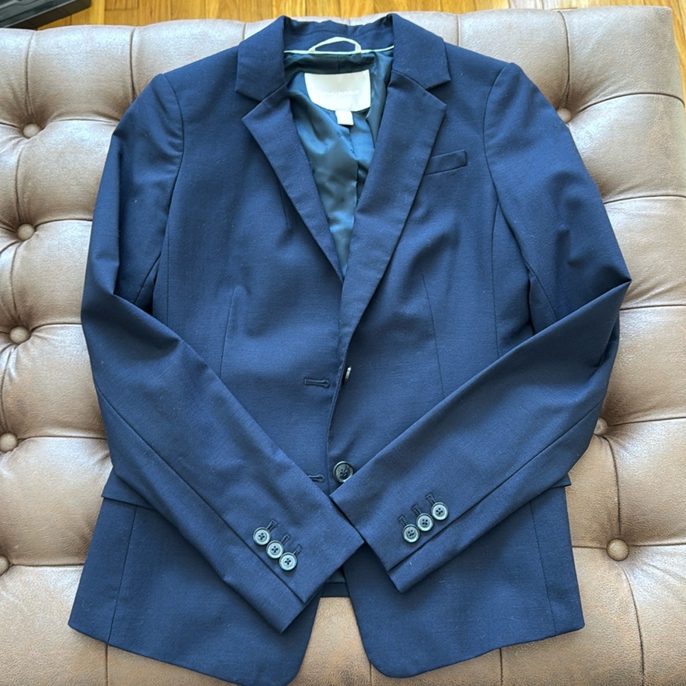 Banana Republic navy blazer